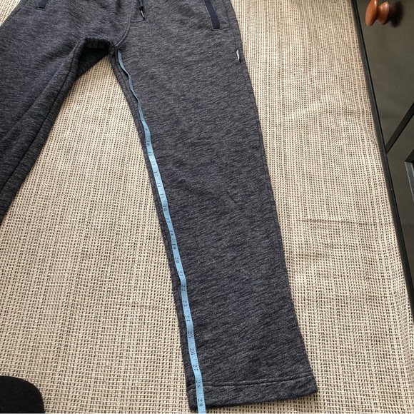 Hollister Women’s Joggers Size Small - Picture 10 of 11
